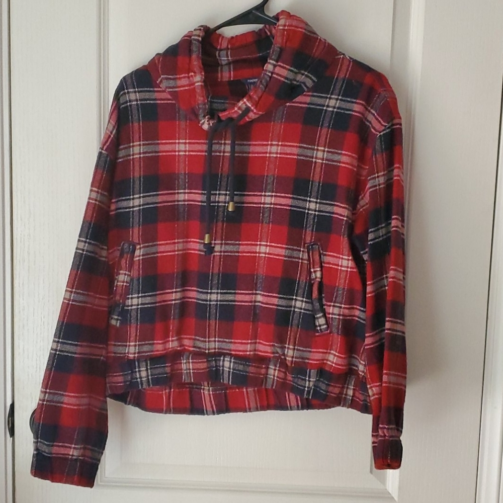 Forever 21 pullover sweatshirt